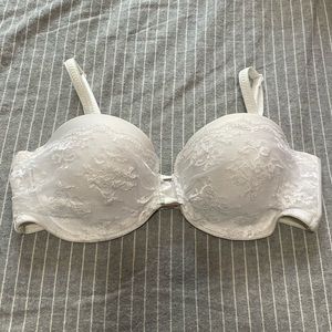 🔥3/$25🔥 La vie en rose lace bra
